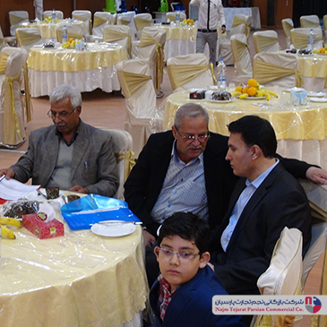 گردهمایی فروشندگان گروه صنعتی پاکنین