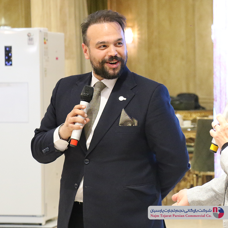 همایش کلور زمستان1403 باغ بهرامی